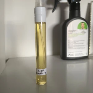 Lush Vanillary 10ml - Lush Vanillary 10ml. 💕