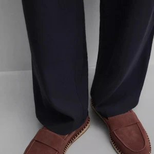 100% Genuine premium Leather Moccasin - Made with soft, high quality cow leather.   Comfortable, well crafted, and perfect for everyday style.   Zara’s limited premium collection.   High quality