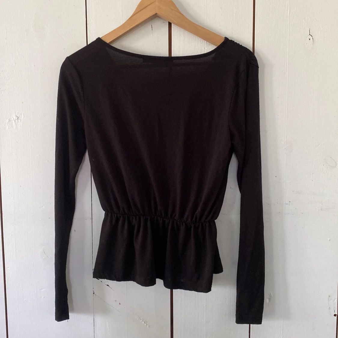 Svart omlottopp från Bik Bok - 1