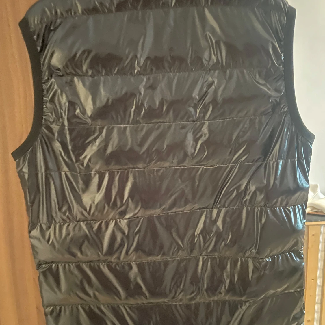 Svart dunväst från Moncler - 1