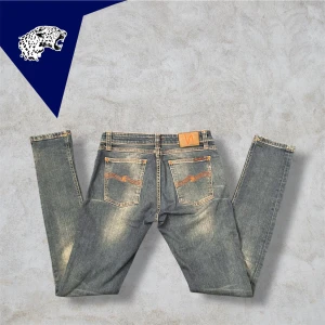 NUDIE JEANS  - Snygga Nudie jeans  | Skick: 8/10 | Strl W30 L34 | Modellen är 180cm | Hör av dig om du undrar någonting! 