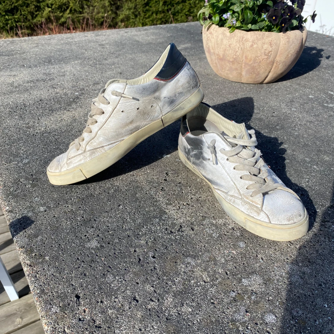 Vita sneakers från Philippe Model - 1