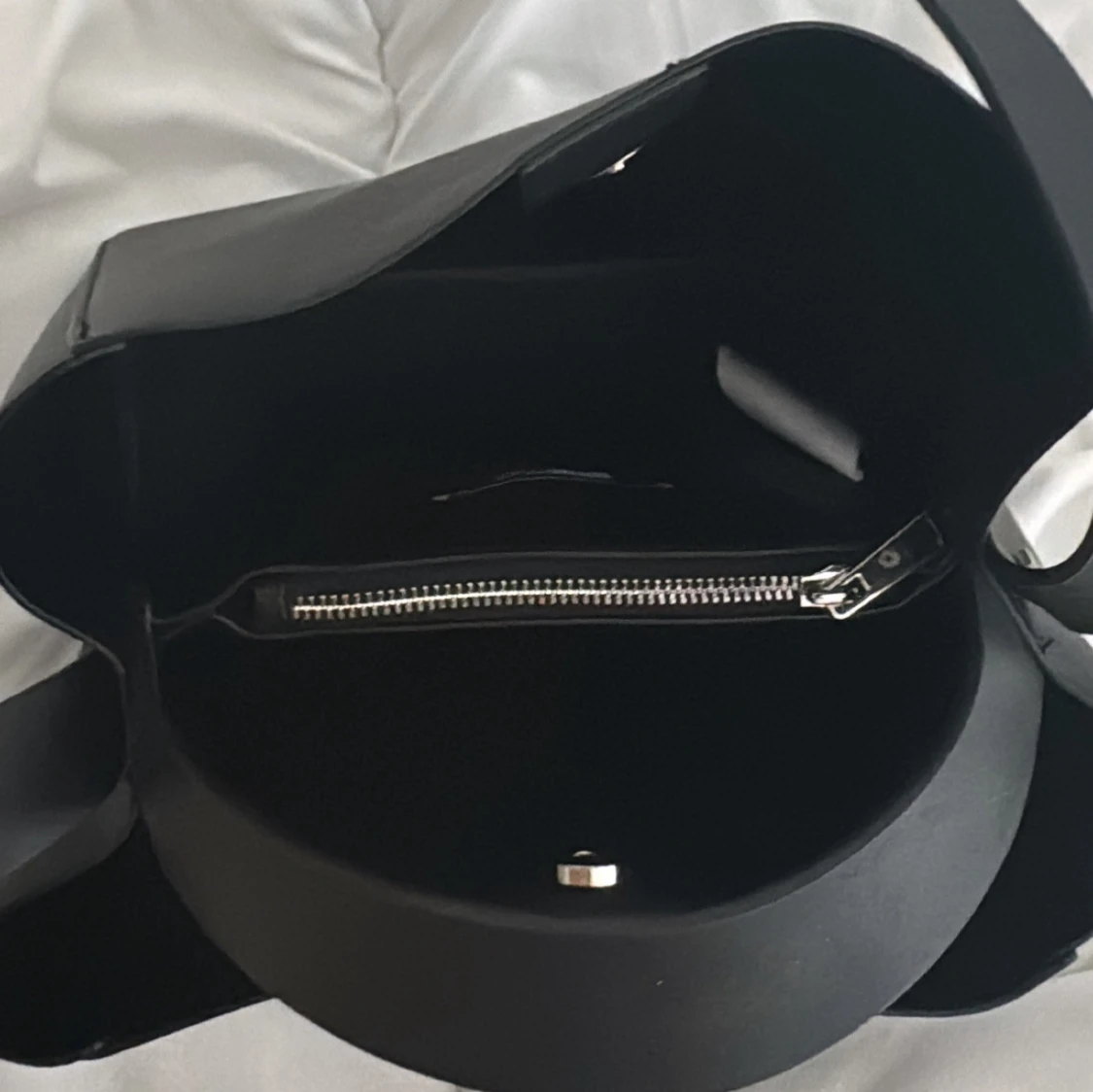 Svart axelväska - 3