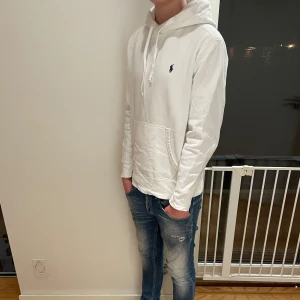 Polo Ralph lauren hoodie  - Polo Ralph lauren hoodie, skriv för fler bilder/frågor🙌🏼