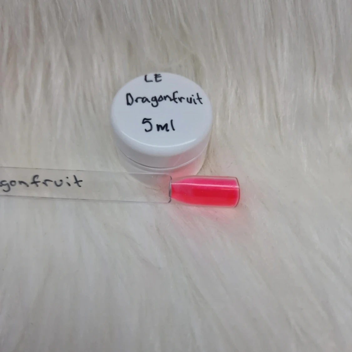 Le colour gel i färgen Dragonfruit