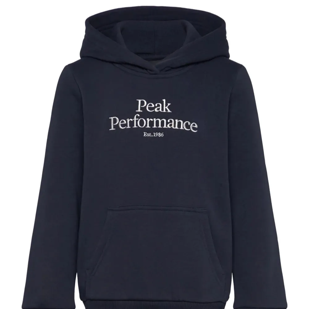 Säljer en snygg mörkblå hoodie från Peak Performance i storleken S. Pris kan diskuteras!. Neuletakit & Villapaidat.