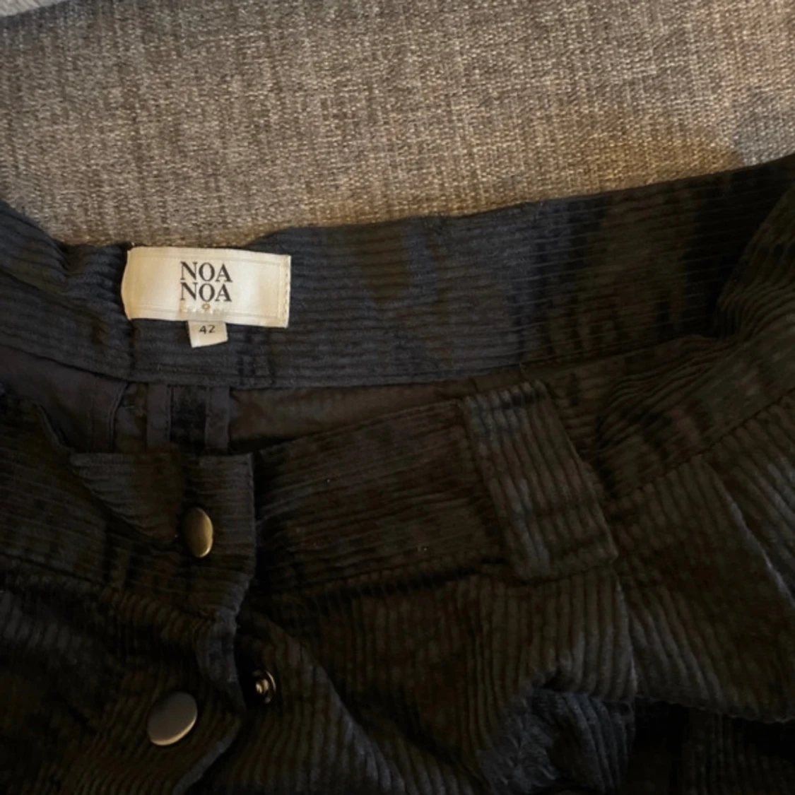 Svart manchesterkjol från Noa Noa - 3