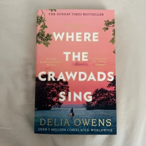 3 olika böcker - Säljer både separat och tillsammans! Alla för 190kr en för 70kr. Orörda, perfekt skick, säljer pga ingen mer plats i bokhyllan :)