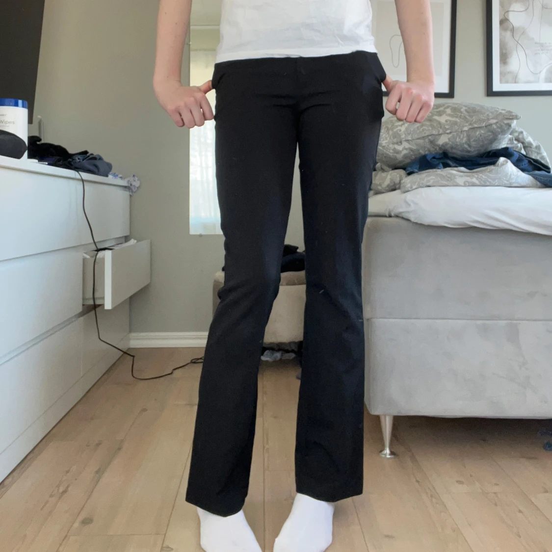 Svarta byxor från BikBok - 1