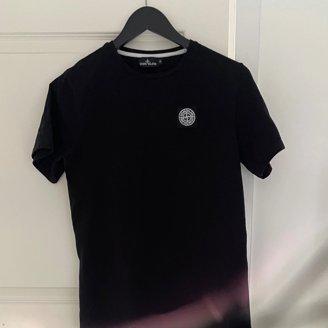 Svart t-shirt från Stone Island