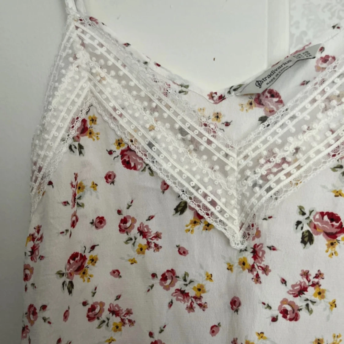 Blus blommig spets - 1