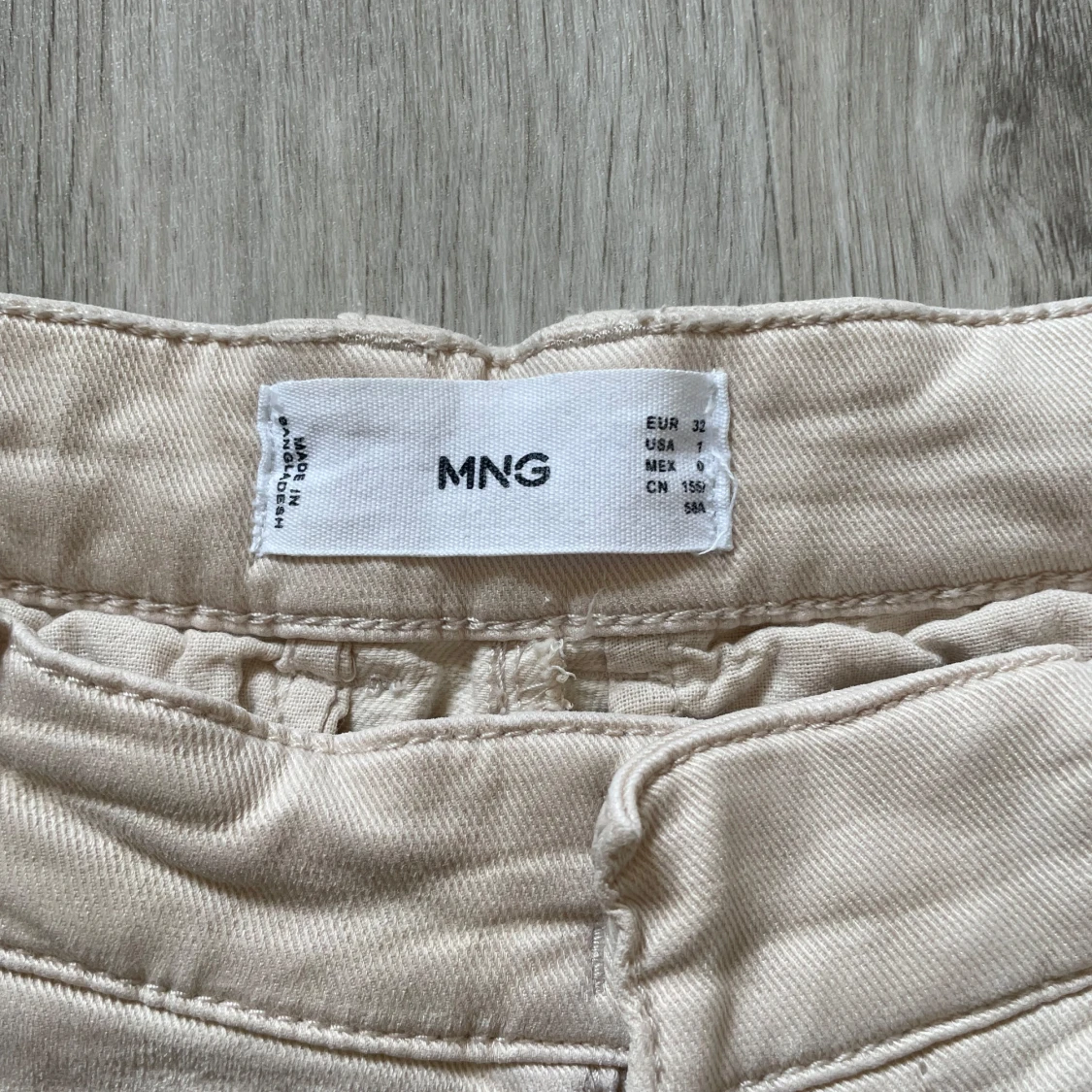 Beiga wide kostymbyxor från MNG - 2