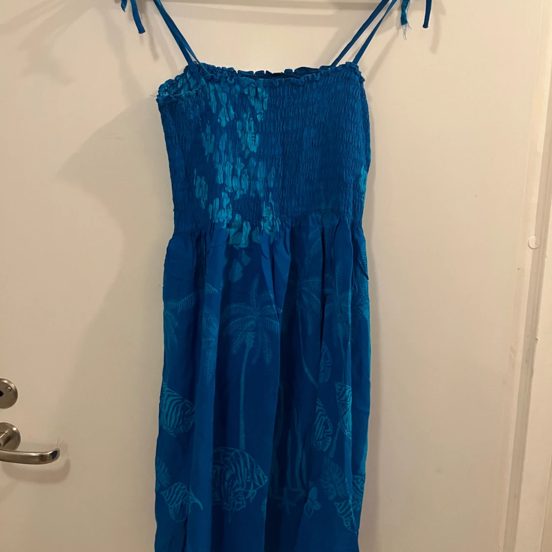 Blå klänning från Cabali