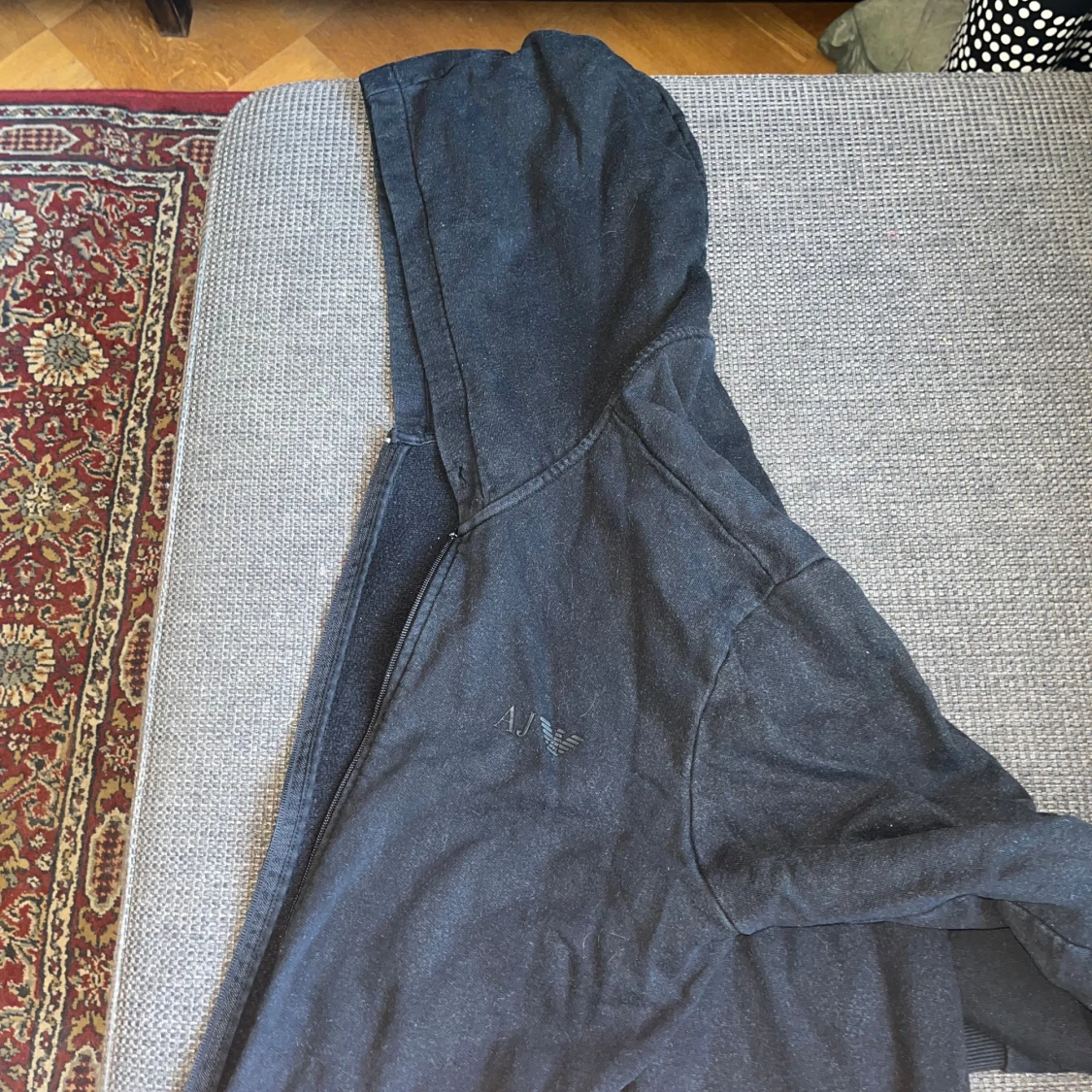 Svart hoodie från Armani