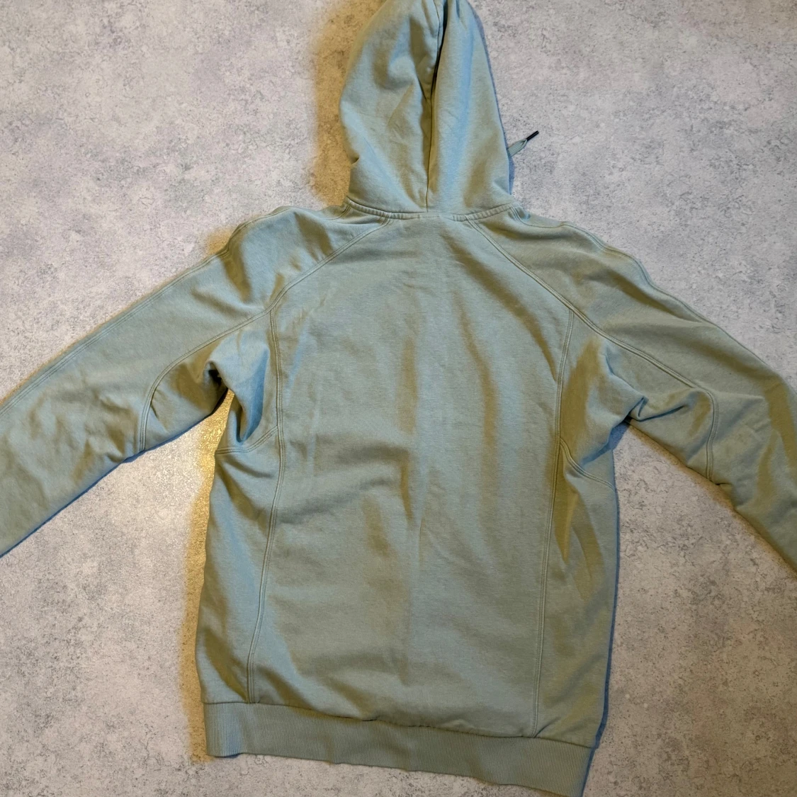 Peak Performance tröja. - 1