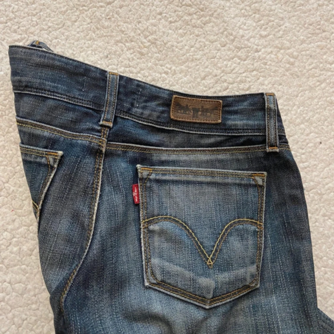 Levi's 570 Straight Fit jeans - 1