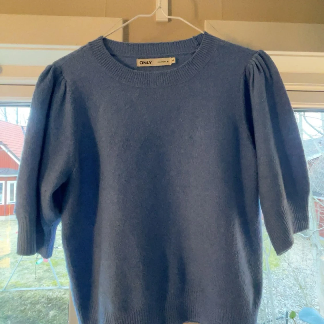 Ljusblå stickad tröja från ONLY