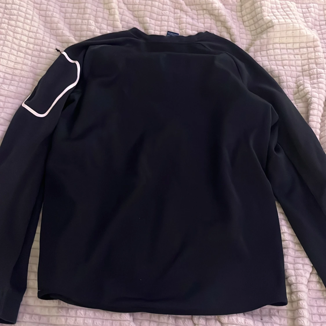 Svart långärmad Nike tröja - 1