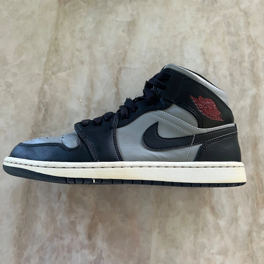 Jordan 1 Shadow red - 3