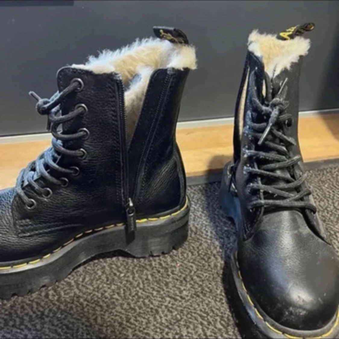 Svarta Dr. Martens Jadon FL boots - 2