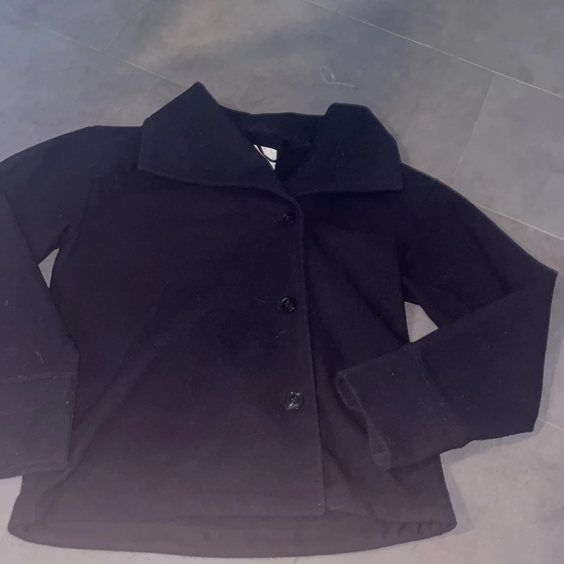 Marinblå kappa från Gina Tricot - 1