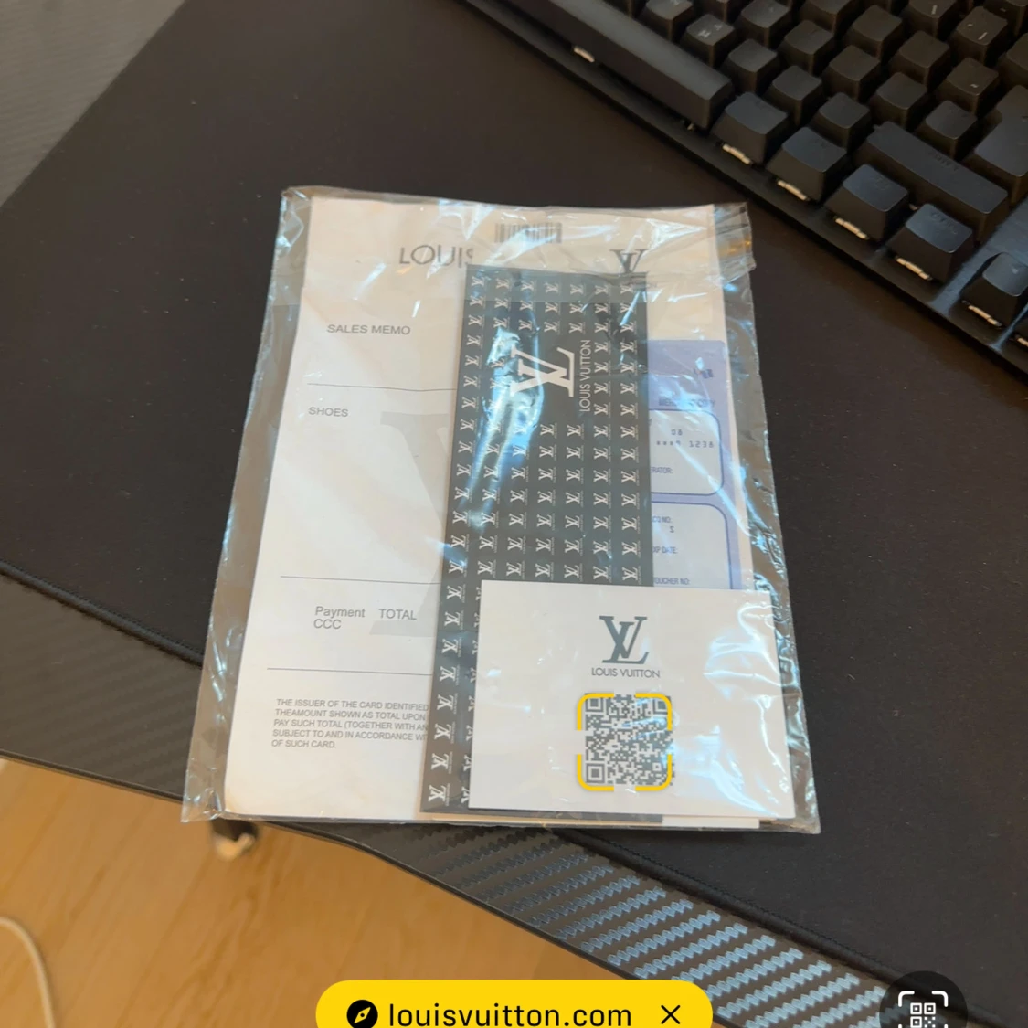 Louis Vuitton svartvita sneakers strl 42 - 4