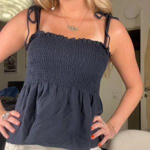 Linnetopp - Enkel gullig, helt ny💘💘