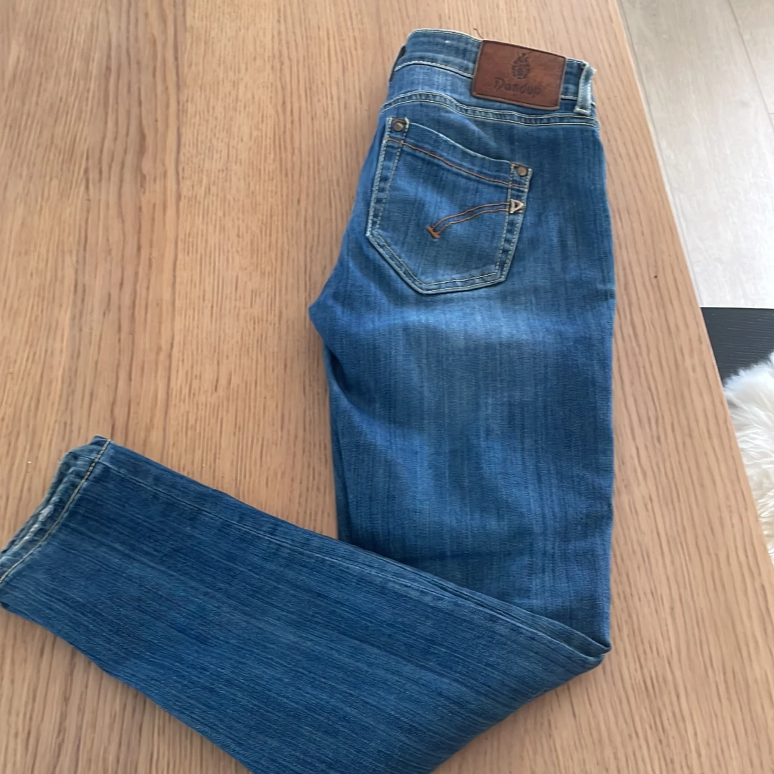 Blå jeans från Dondup 