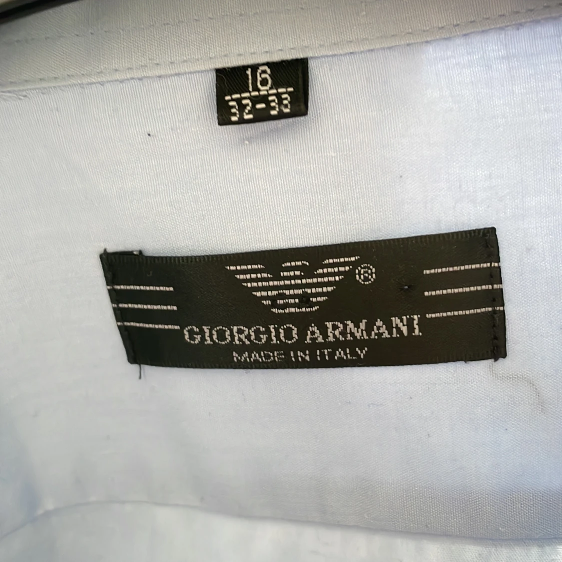 Ljusblå skjorta från Giorgio Armani - 1