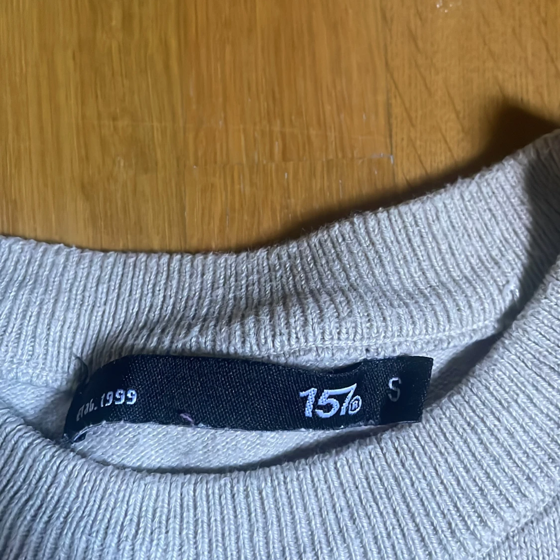 Beige stickad tröja från 157 - 1