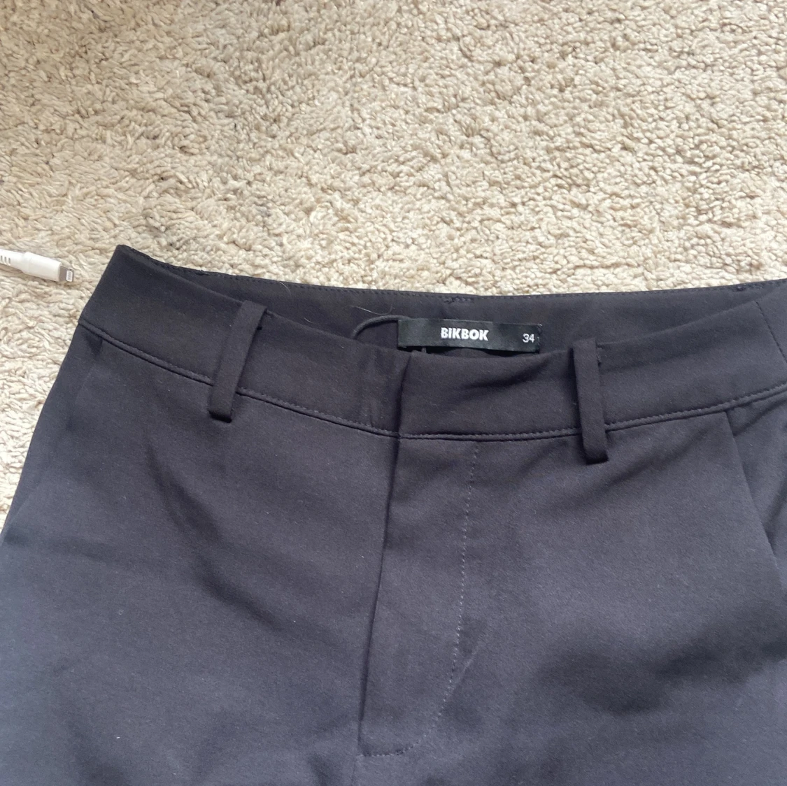 Kostymbyxor Bik Bok - 1