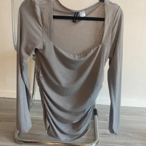 Långärmad topp - Snygg långärmad topp