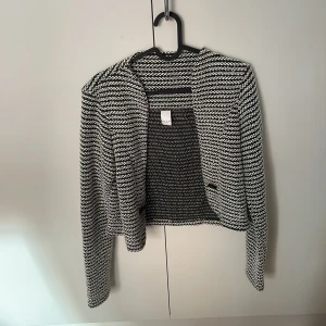  Cardigan jacka från Vila - Super snygg kofta från Vila 