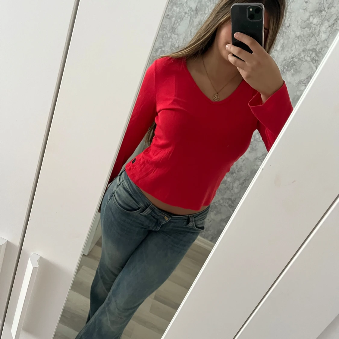 Röd långärmad topp från Vero Moda