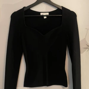 Långärmad ribbad tunn tröja - Långärmad ribbad tunn tröja!