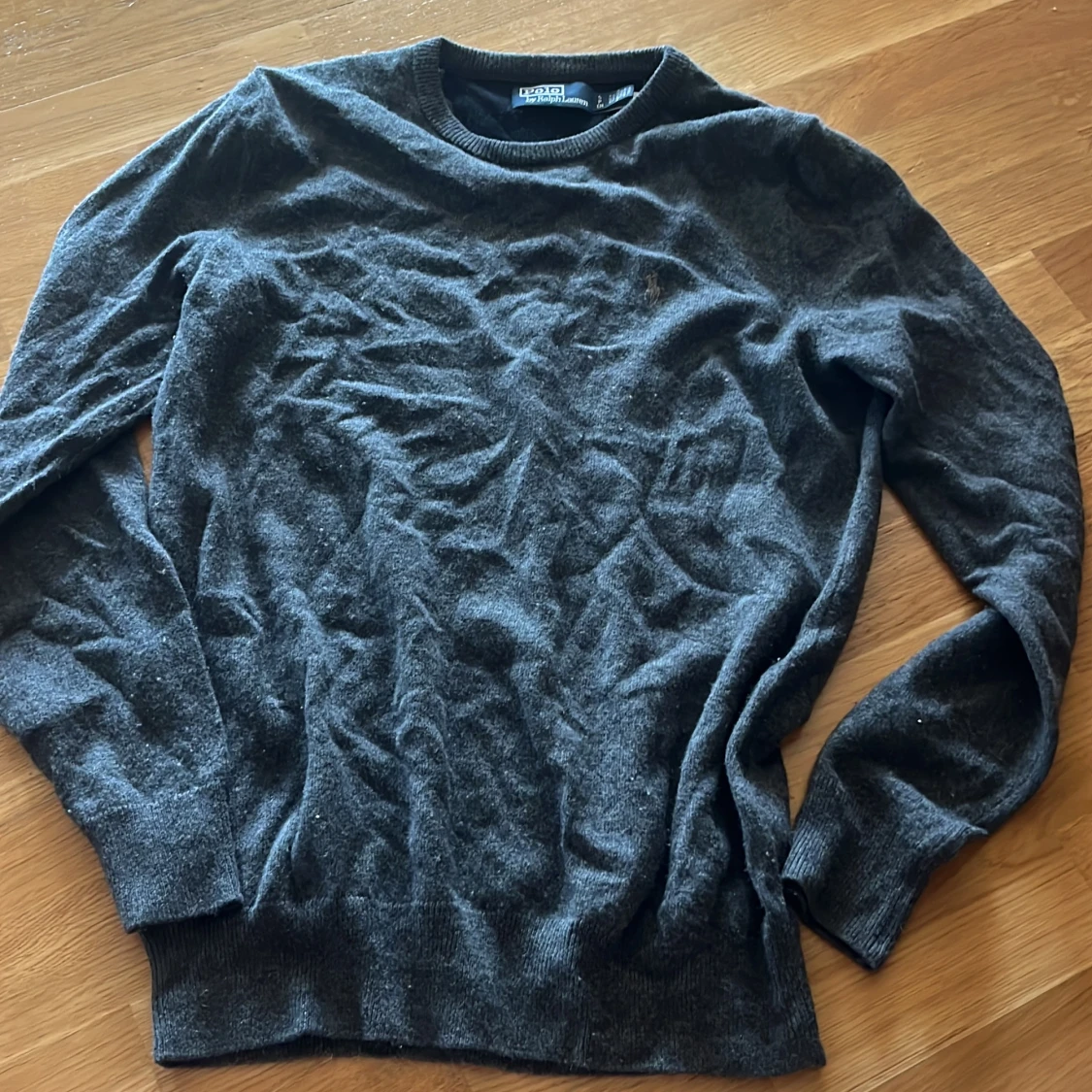 Mörkgrå ulltröja från Polo Ralph Lauren