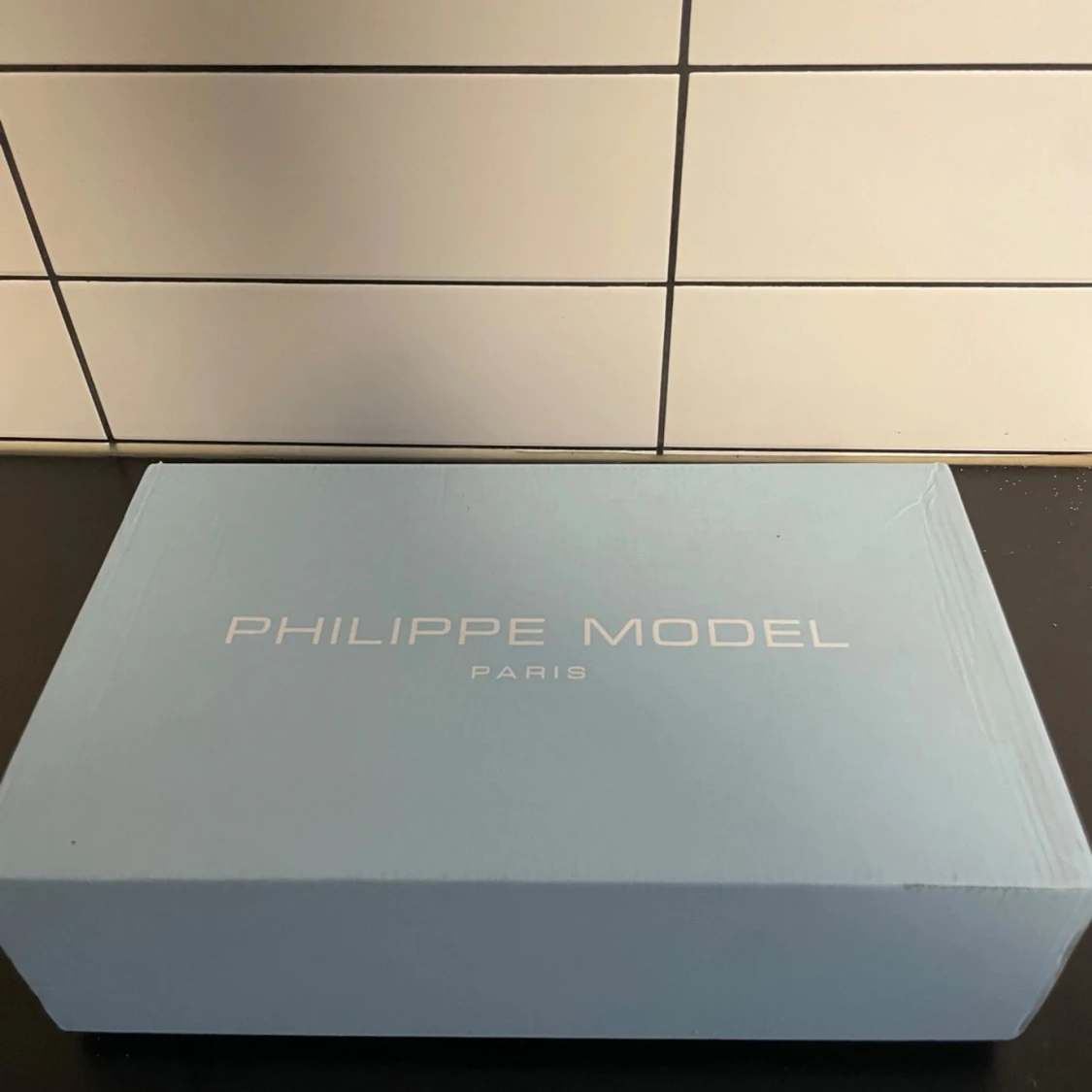 Phillipe models  - 91