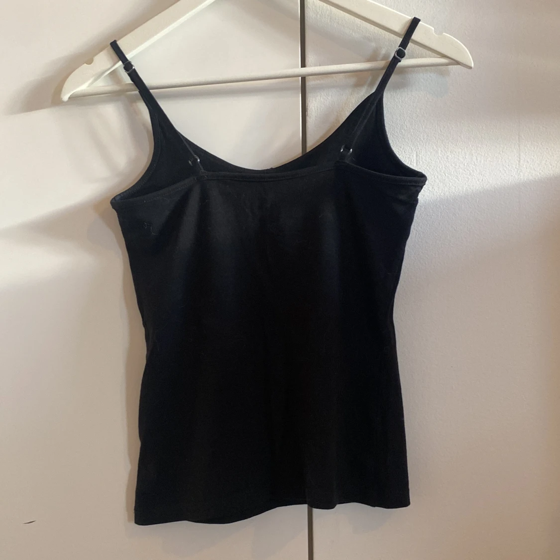 Svart linnetopp från 157 - 1