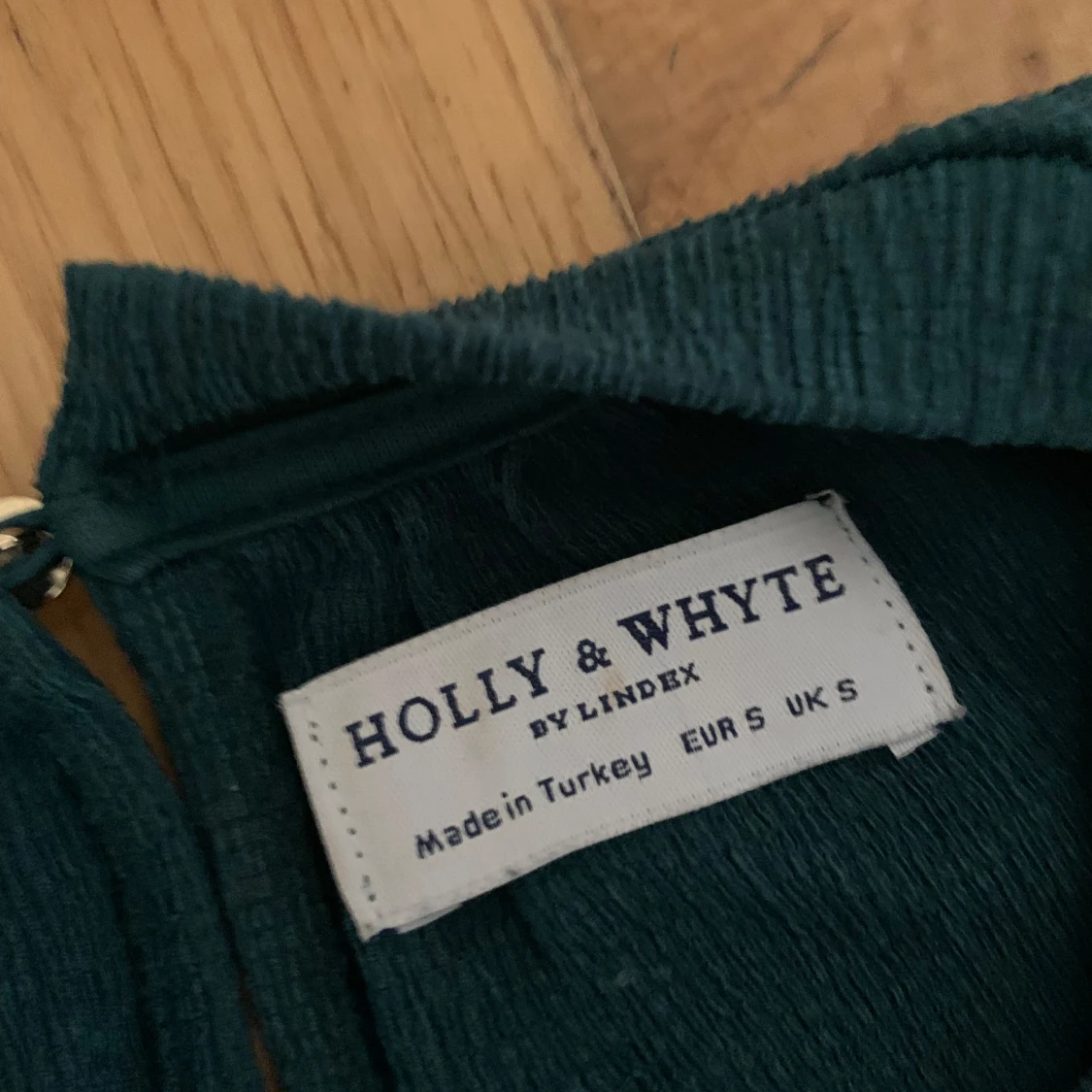 Mörkgrön blus från Holly & Whyte - 2