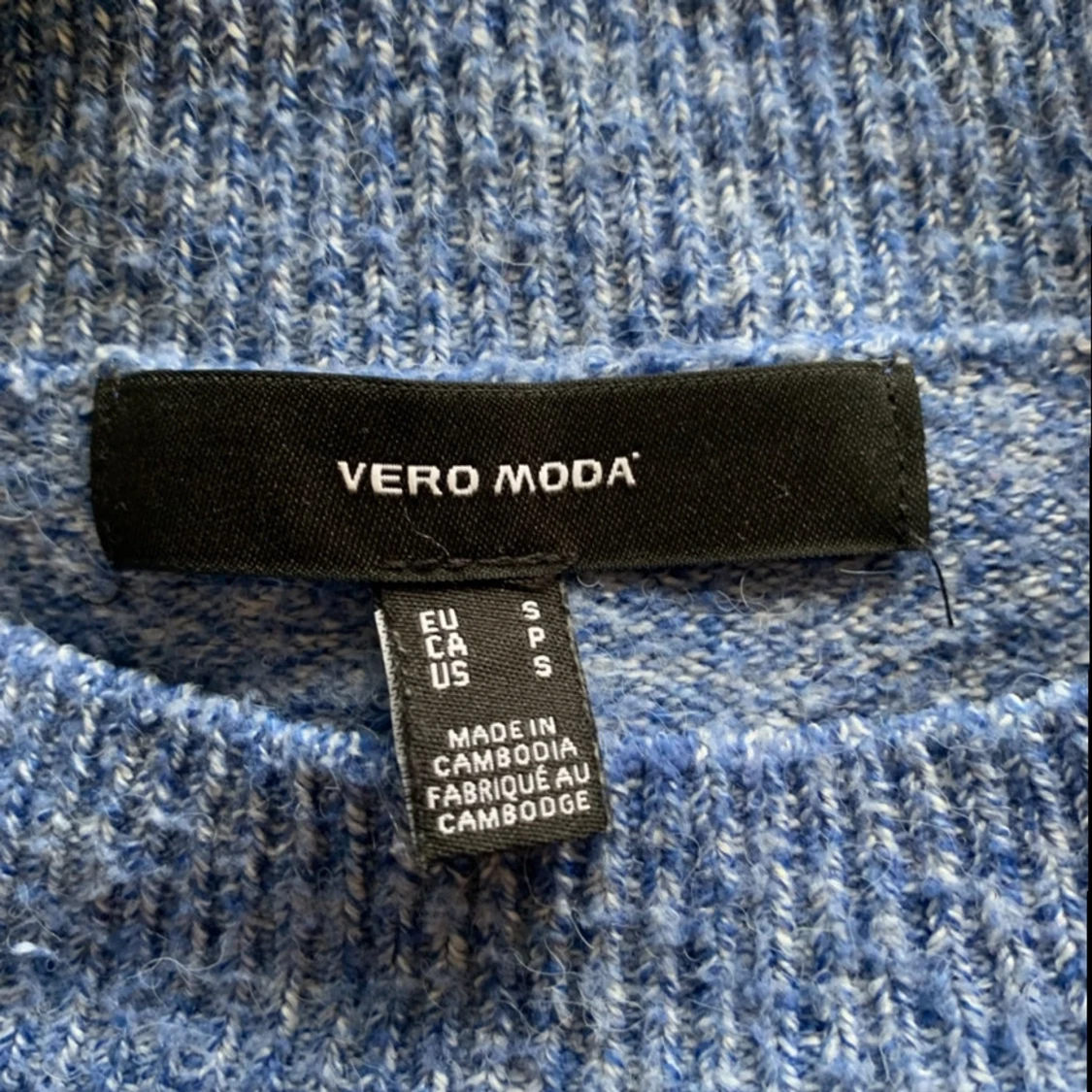 Blå stickad tröja från Vero Moda - 2