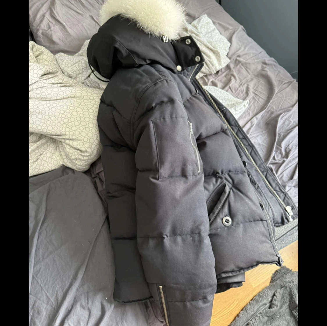 Svart dunjacka Moose Knuckles - 2