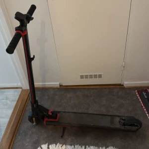 Laddare ingår också  - Den kör i 20 km