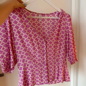 Rosa blus från MNG - Superfin rosa blus från MNG🤍🩷