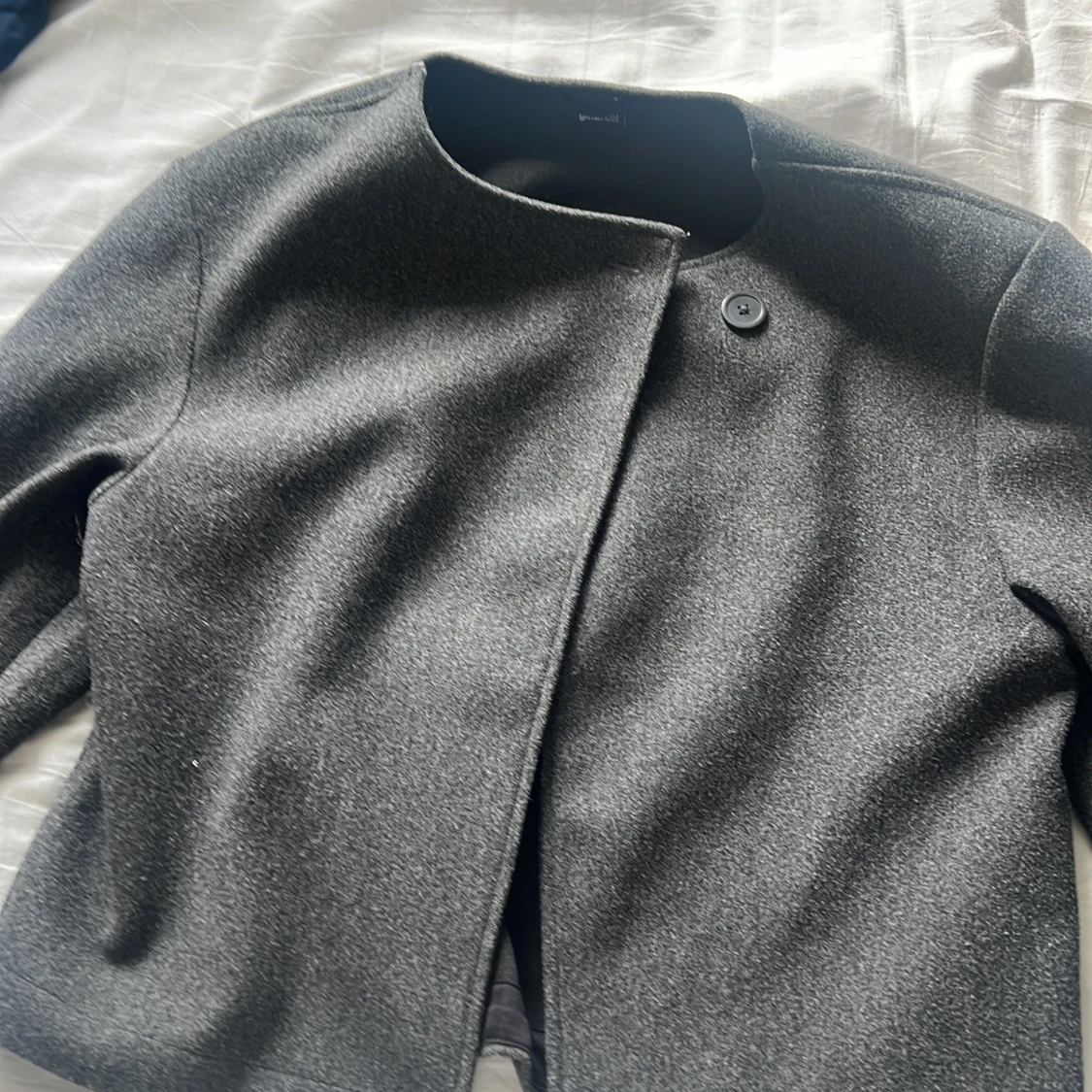 Grå kavajjacka från Gina Tricot - 2