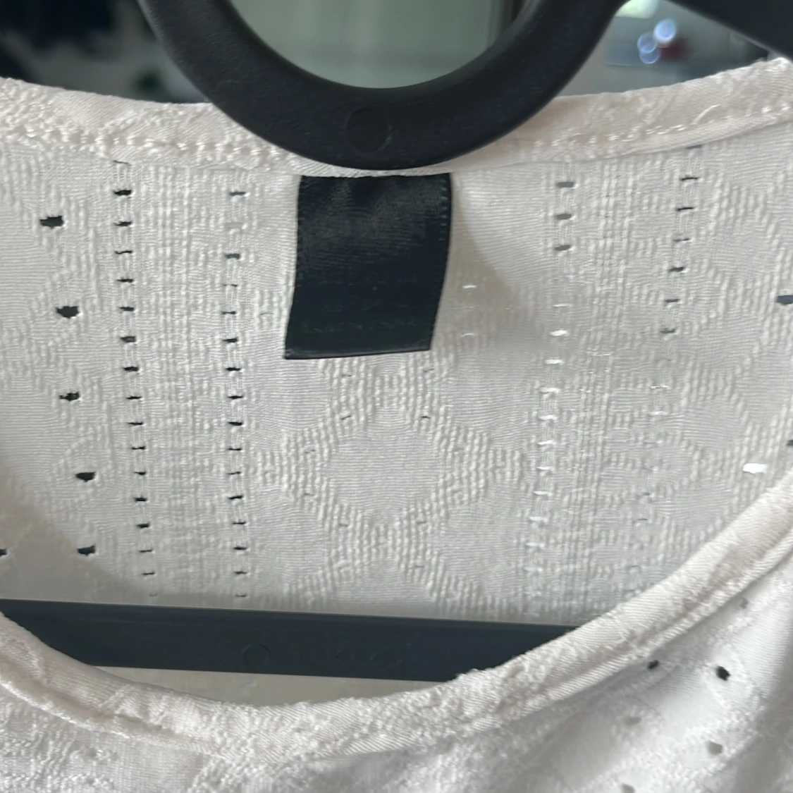 Vit blus med spets och volangärm💕 - 3