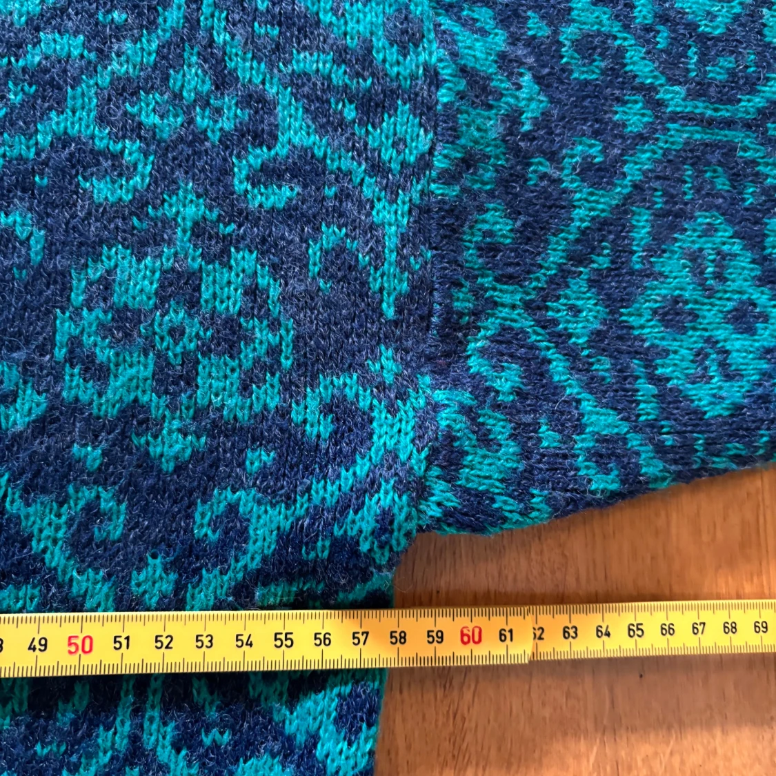 Blå och turkos mönstrad tröja från Elisa - 4