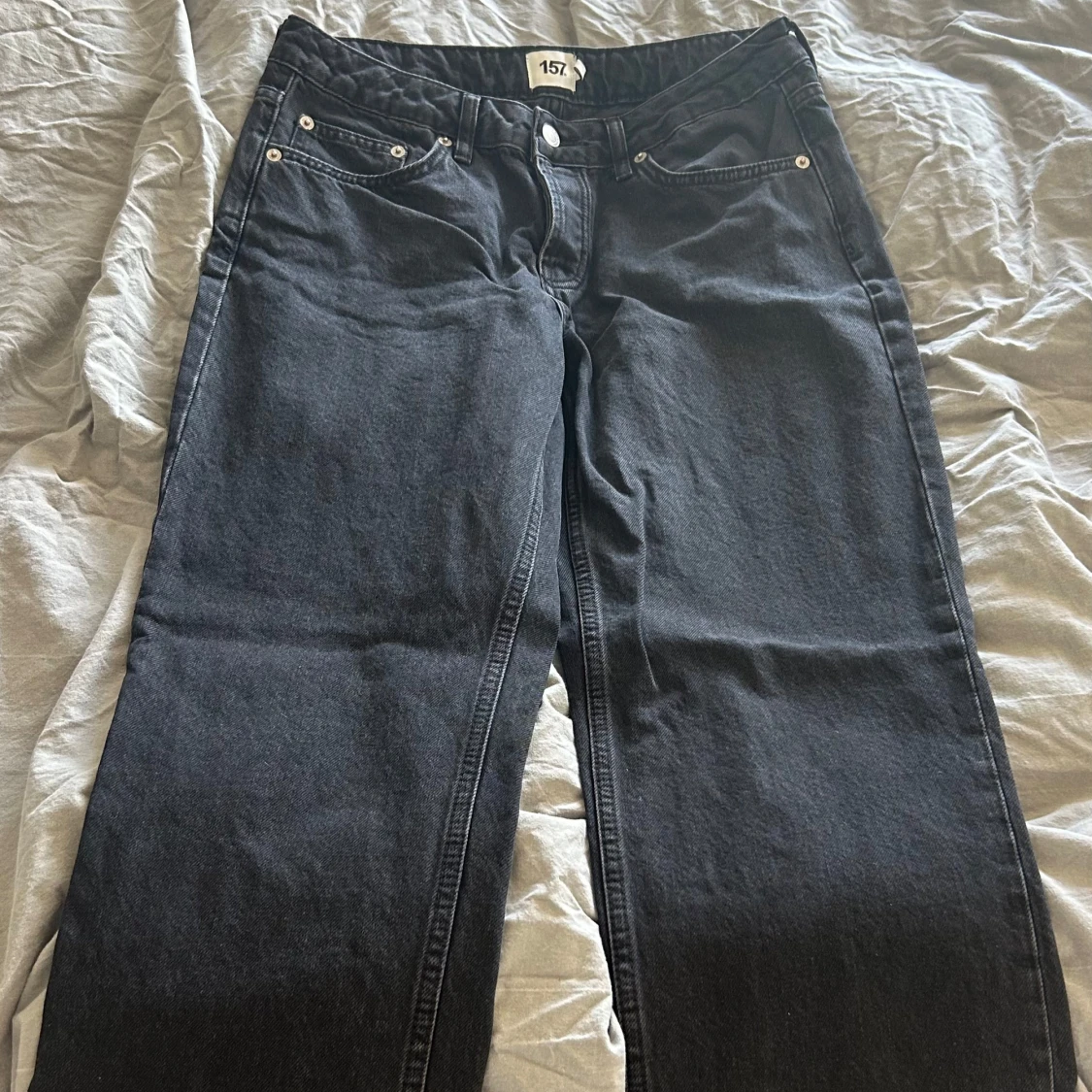 Svarta jeans från 157