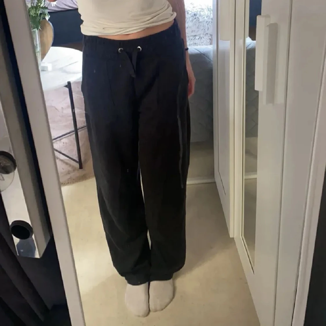 Svarta mjukisbyxor  - 1