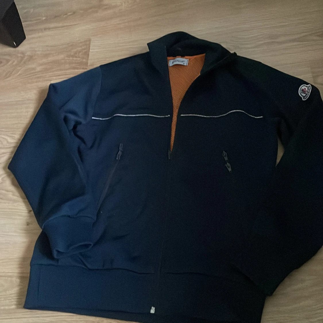 Svart jacka från Moncler