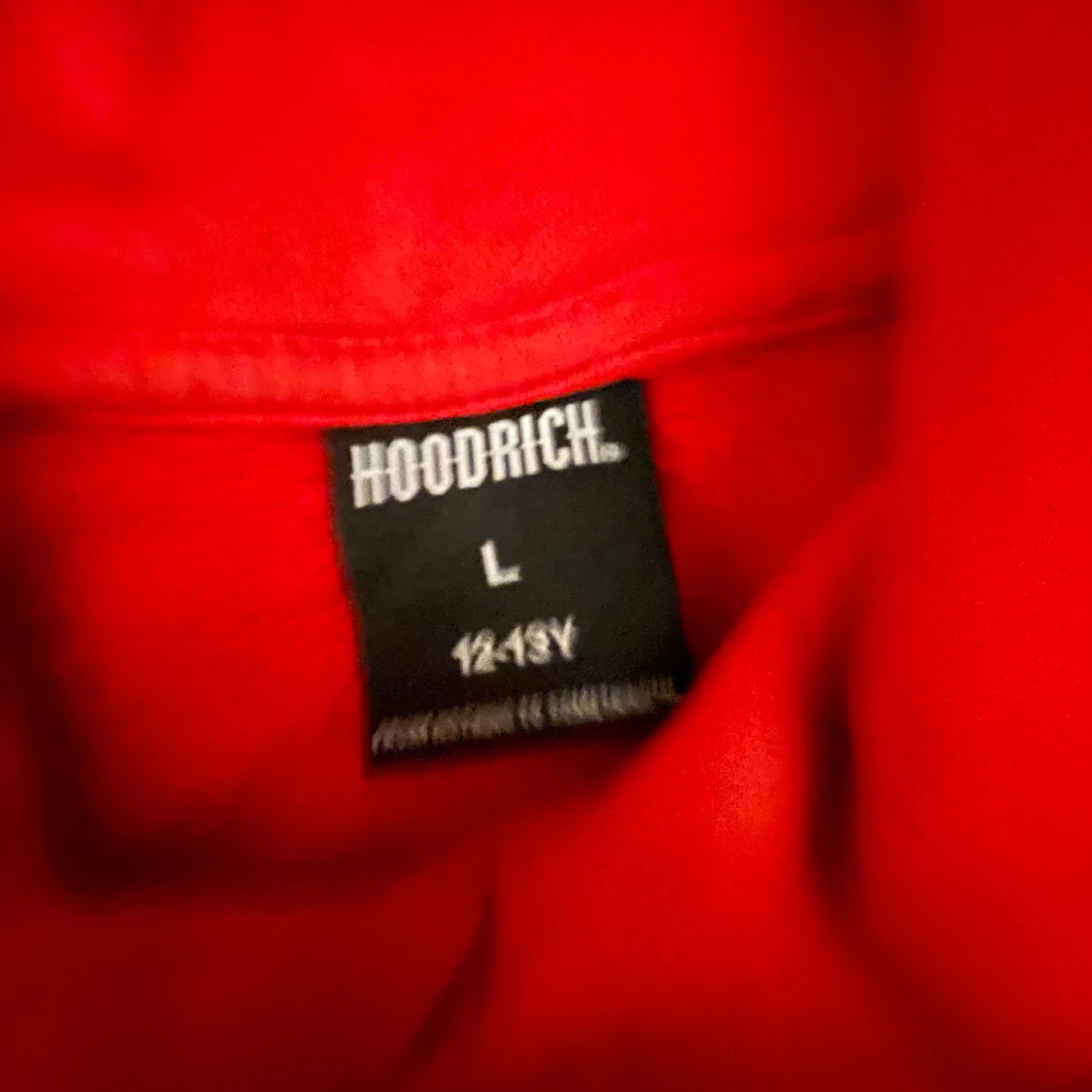 Röd hoodie från Hoodrich - 2